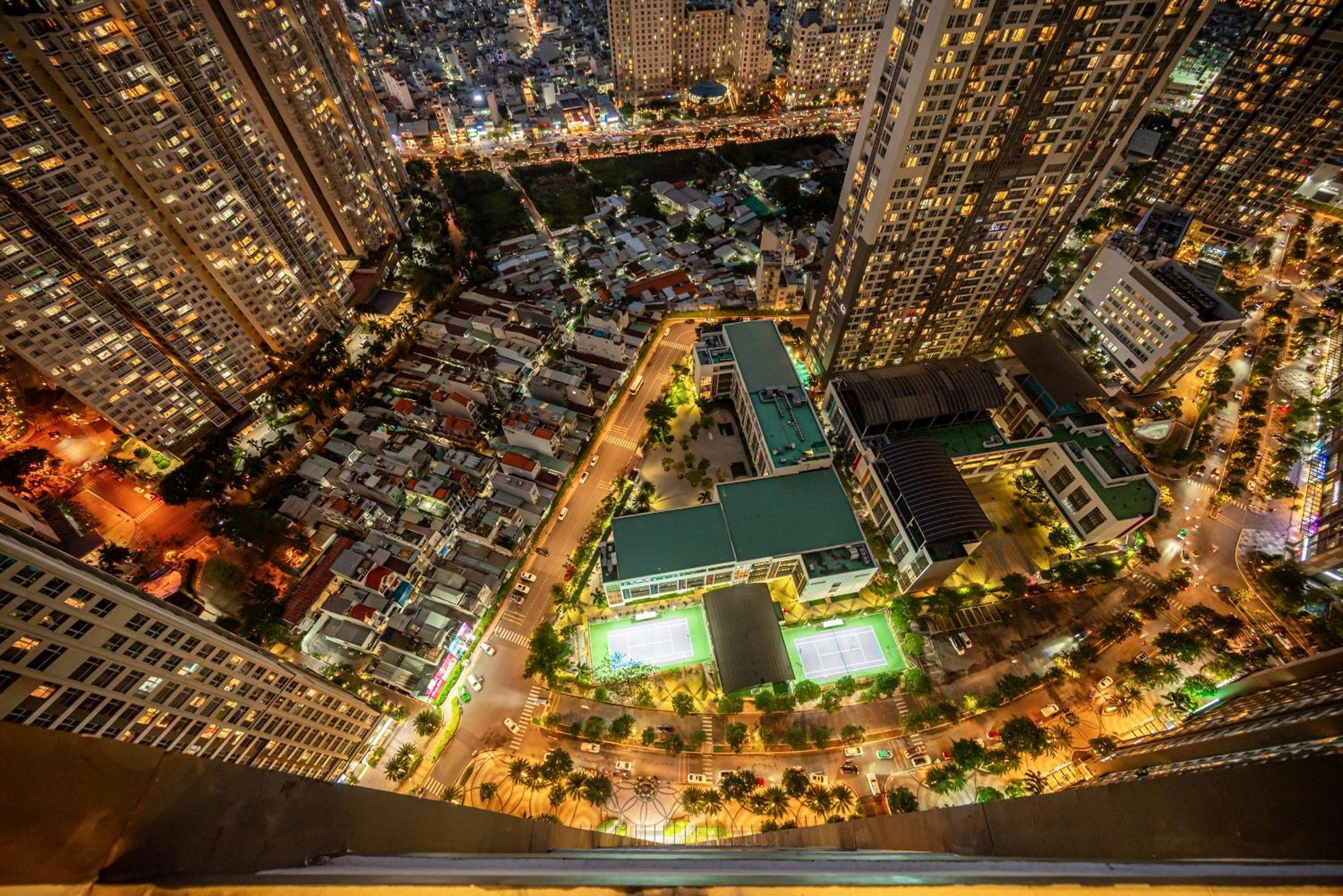 Vinhomes Landmark Serviced Apartment By Cr Concept Apartment