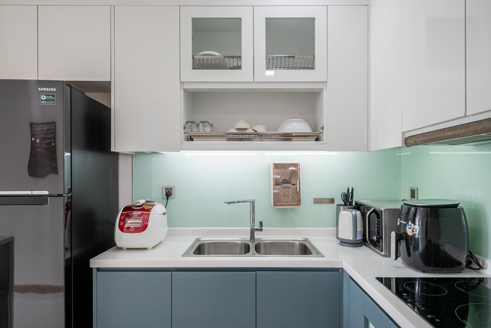 Vinhomes Landmark Serviced Apartment By Cr Concept Apartment *